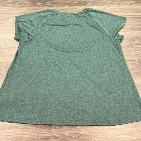 SHEIN Plus Women’s Casual Moss Green Hollow Laser Cut Short Sleeve Tee 3XL (18) - Picture 7 of 10